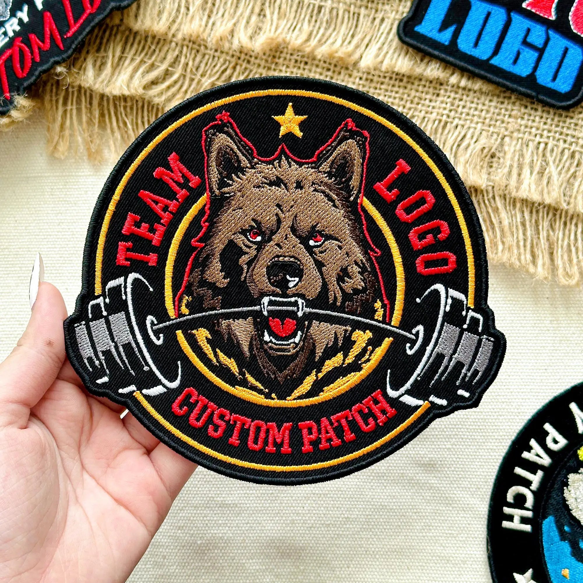 Factory Custom 3D Embroidered Logo Patches Sew Iron on Adhesive Hook Loop Heat Transfer Badges Embroidery Patch for Clothing Hat
