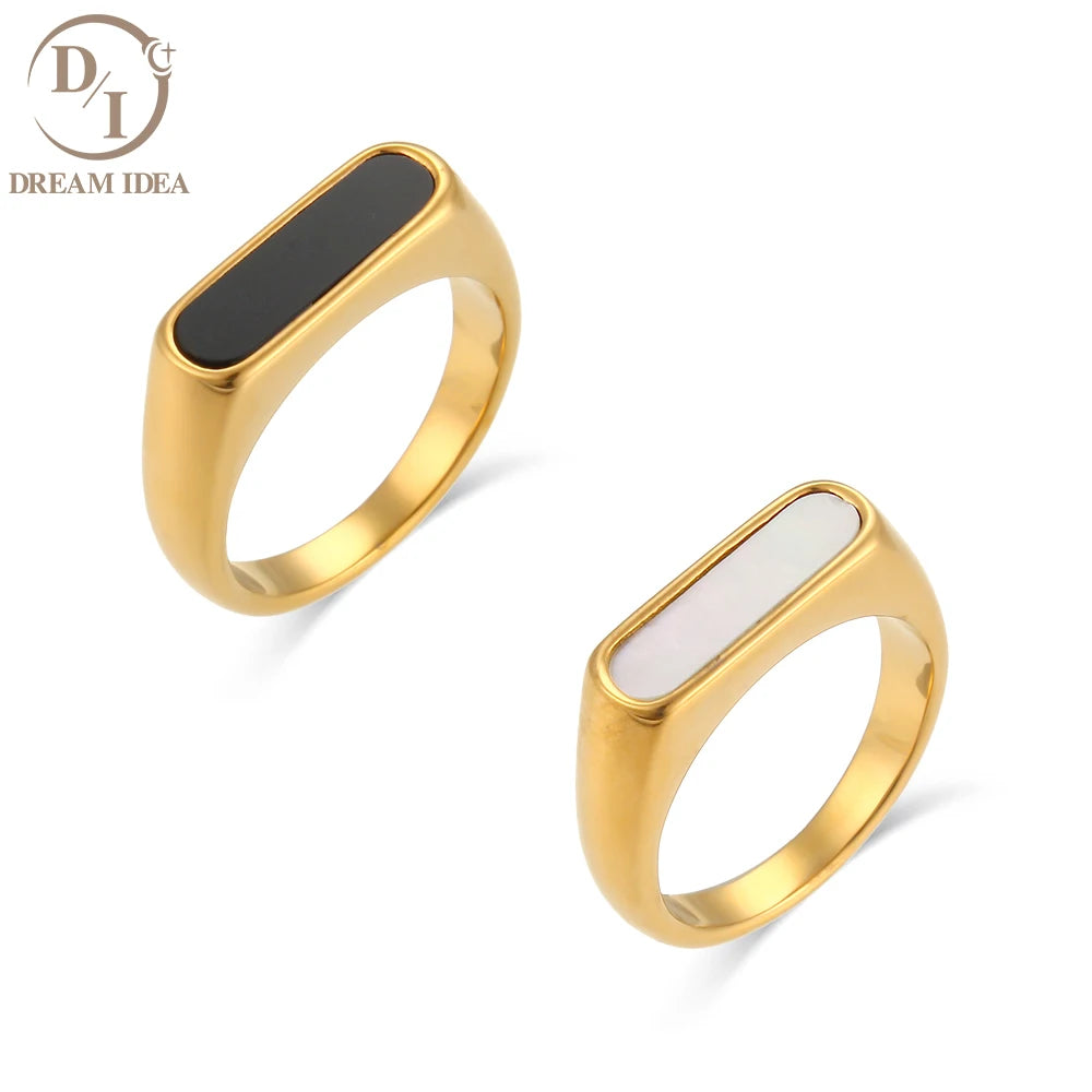 INS Fashion 18K Gold Plated Stainless Steel Ring Black and White Shell Finger Rings for Women for Wedding Engagement or Party