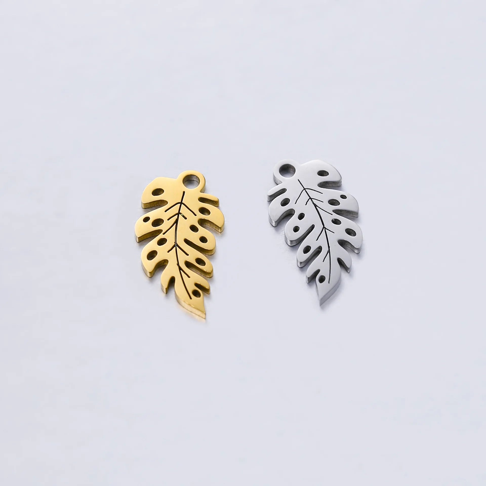 DIY Stainless Steel Small Leaf Art Pendants Silver Color Stainless Steel Hollow Necklace Pendants