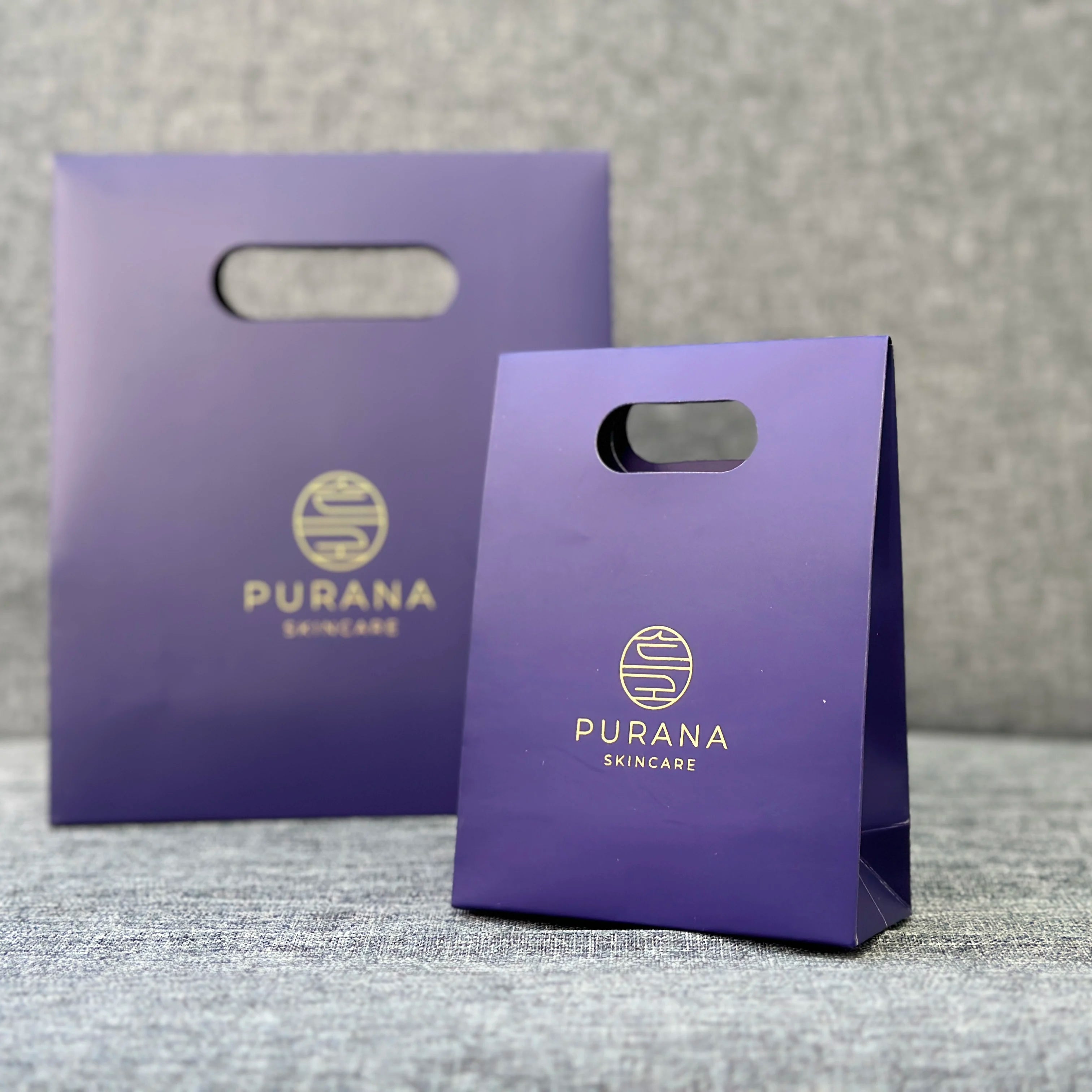 2026 Matte Laminate Die Cut Handle Jewelry Euro Tote Shoppers Premium Paper Gift Bags Small Shopping Gift Bag