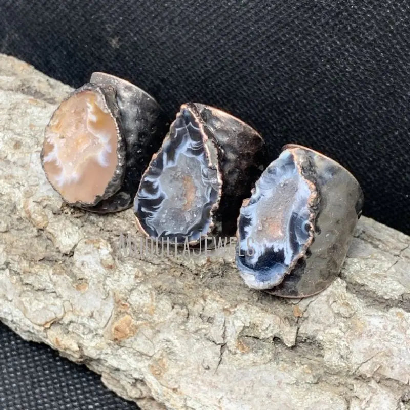 RM43102 Natural Agate Geode Free Form Adjustable Wide Band Ring Antique Copper Plated Witch Wicca Electroformed Jewelry Gift