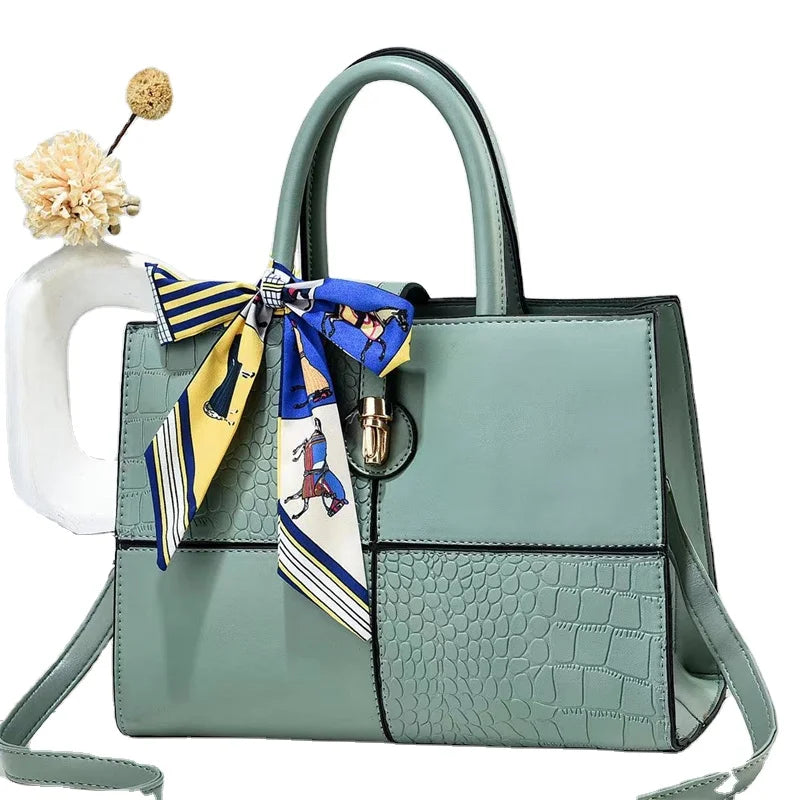 New Womens Bags 2022 Comfortable and Beautiful Handbags Handbag Large and Light Capacity Hand Bag Handbags15534