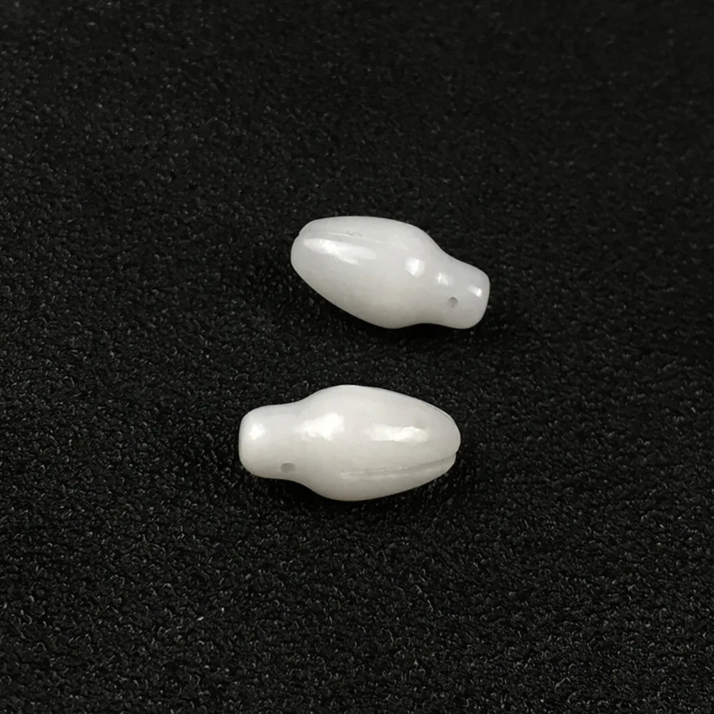 Hongzhuo Fancy White Jade Handmade Flower Bud Stamen Pendant Necklace for Women Elegant Party Cocktail Short Chain Jewelry