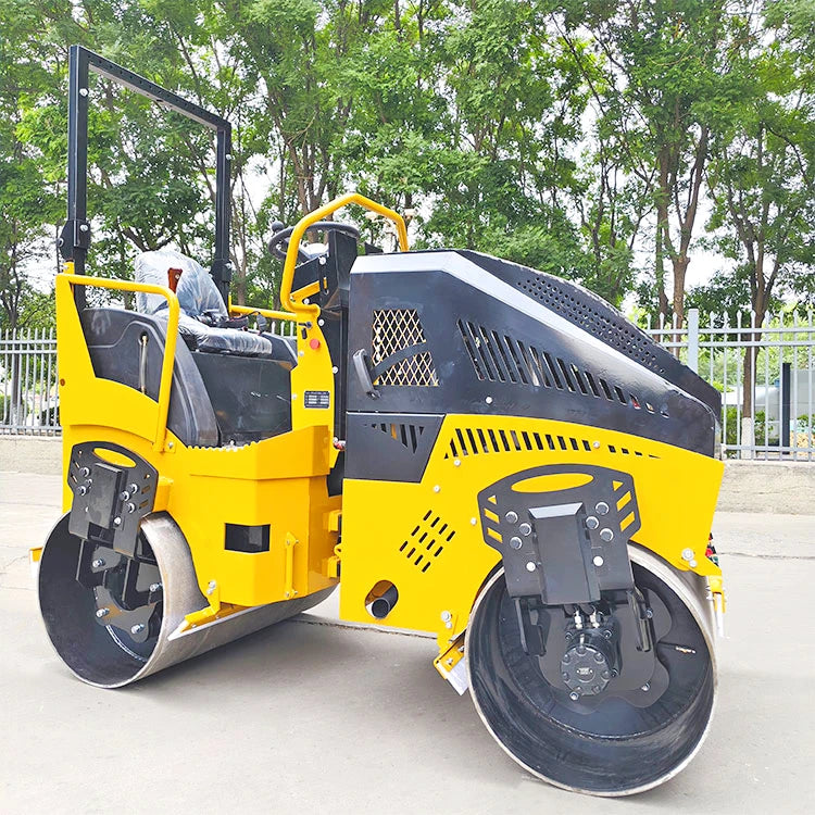 3 Ton Small Diesel Vibrating Drum Roller Compactor for Road Industries