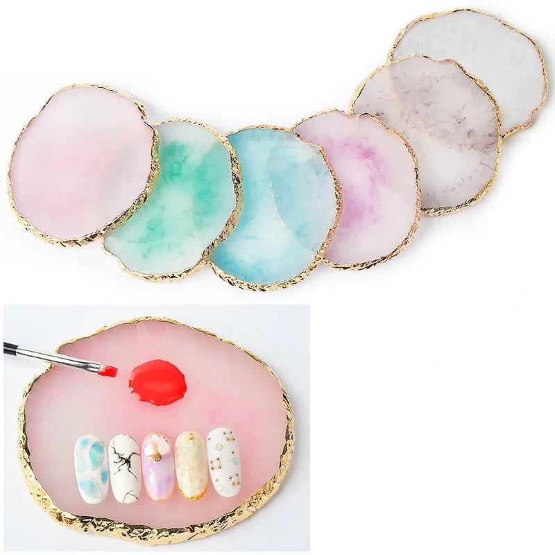 Gold Edge Nail Art Palette Resin Makeup Display Board with Heart Leaf Design Mixed Color Gel Nail Polish Plastic Material