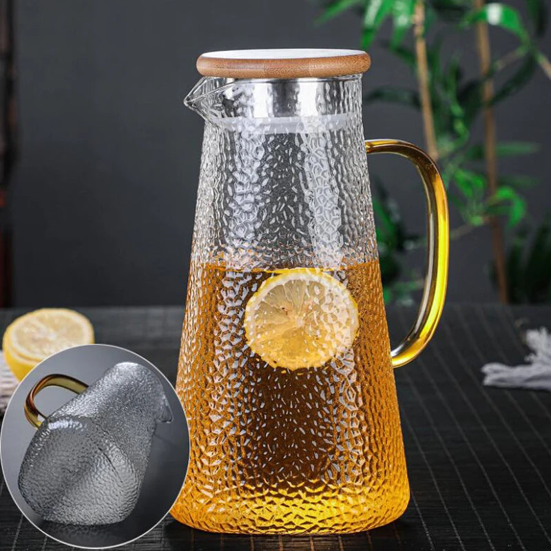 Handmade Heat-Resistant Borosilicate Glass Iced Tea Water Juice Carafe Triangle Shape 1200ml Capacity Eco-Friendly Modern Design