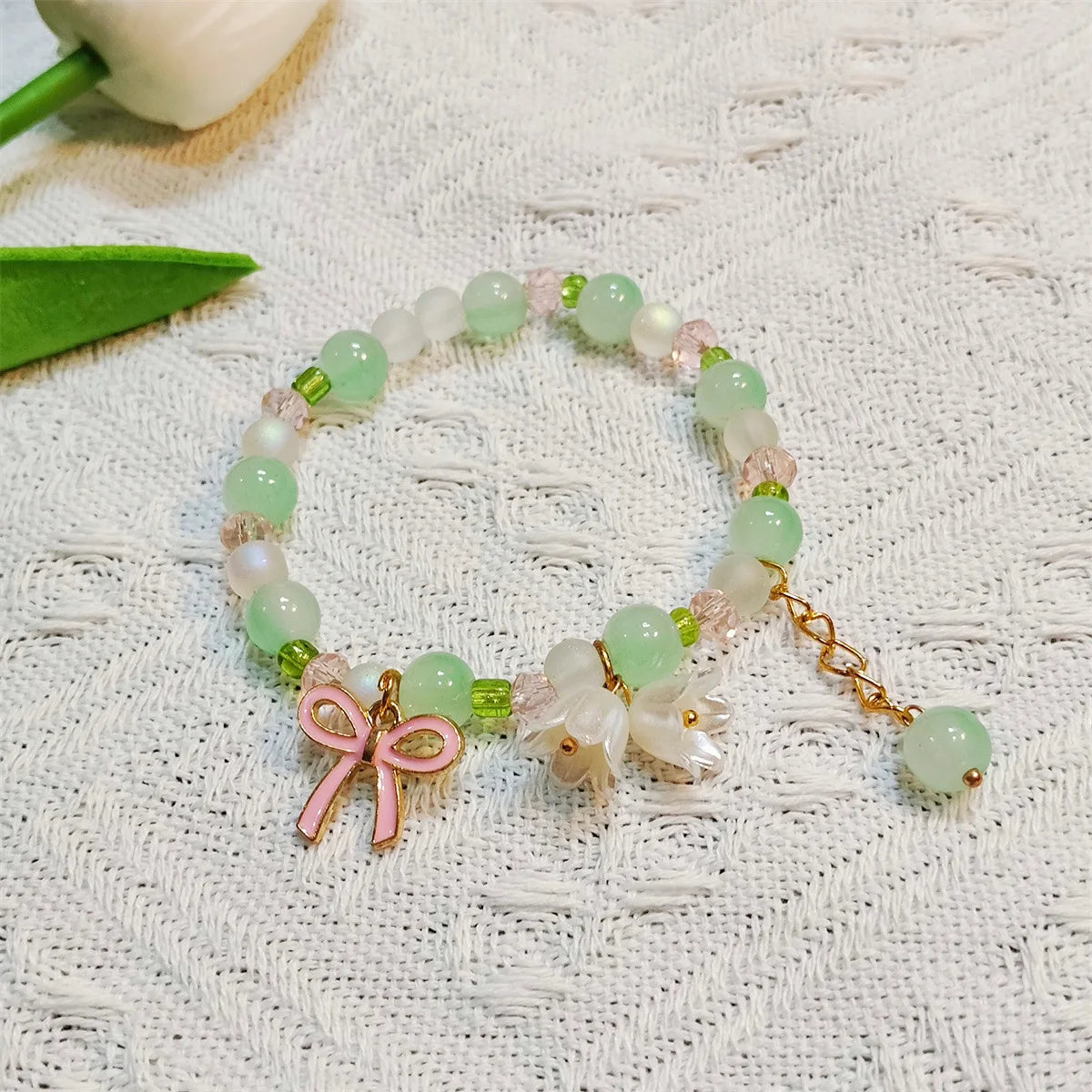 Fashion Custom Design Handmade Elastic Flower Tassel Simple Butterfly Crystal Beads Women Bracelet Jewelry