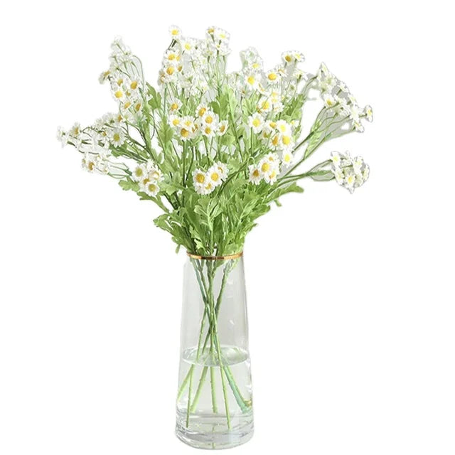 Wholesale Popular European Artificial Daisy Flowers Small Chamomile Flower Silk Cloth Restaurant Decoration Table Centerpiece