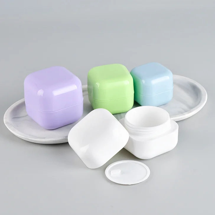 Hot Sell Round square Cosmetics Jars Gel Bottles 20g 30g 50g White Green Black Skincare Lip Balm Cosmetic Packaging