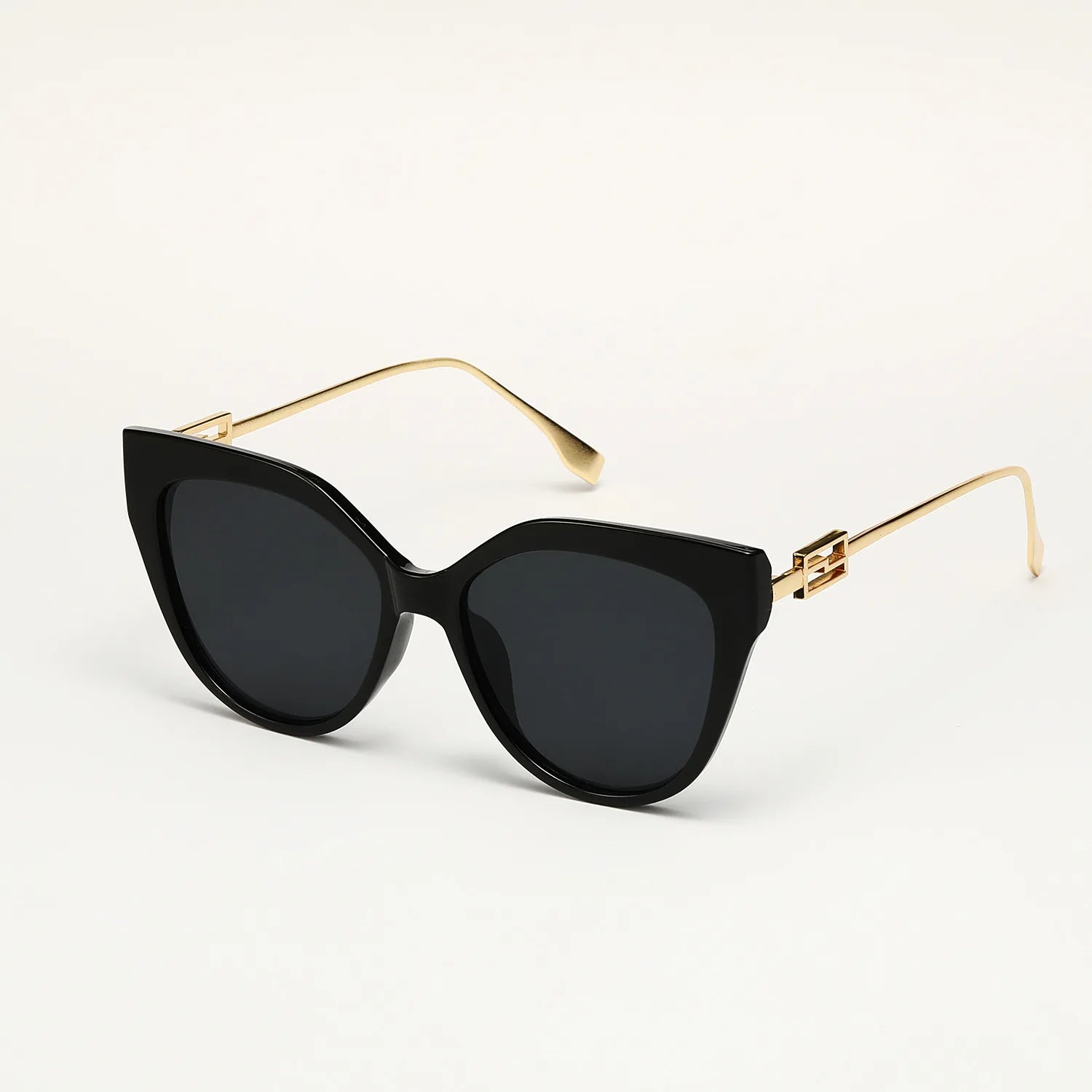 New Fashion Sunglasses Uv400 Design Custom Logo Sunglasses Women Metal Sunglasses Wholesale