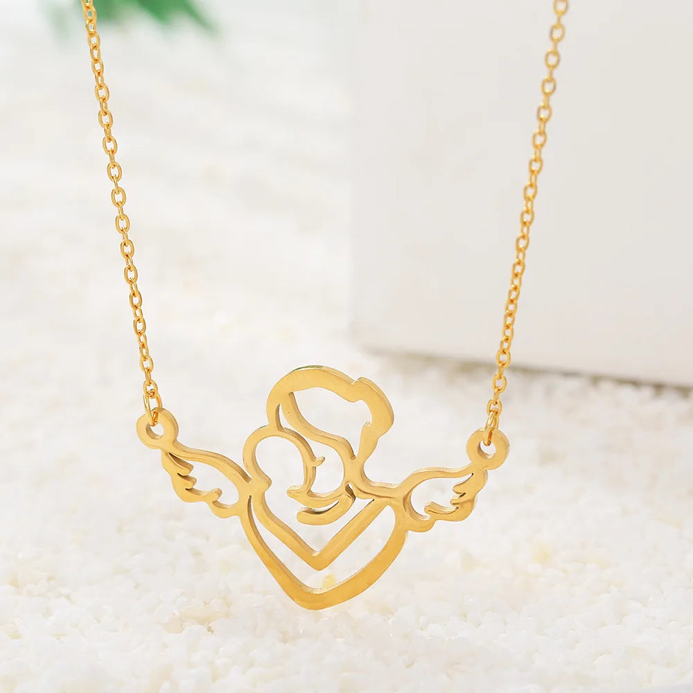 Mother's Day Gift Mom Hugging Baby Necklace Real 18k Gold Non Tarnish 316L Stainless Steel Mother and Son Necklace