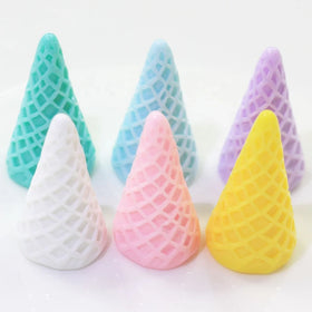 100pcs Mixed Color Ice Cream Cone Resin Cabochons Realistic Artificial Ice Cream Cones Embellishments for Craft Making