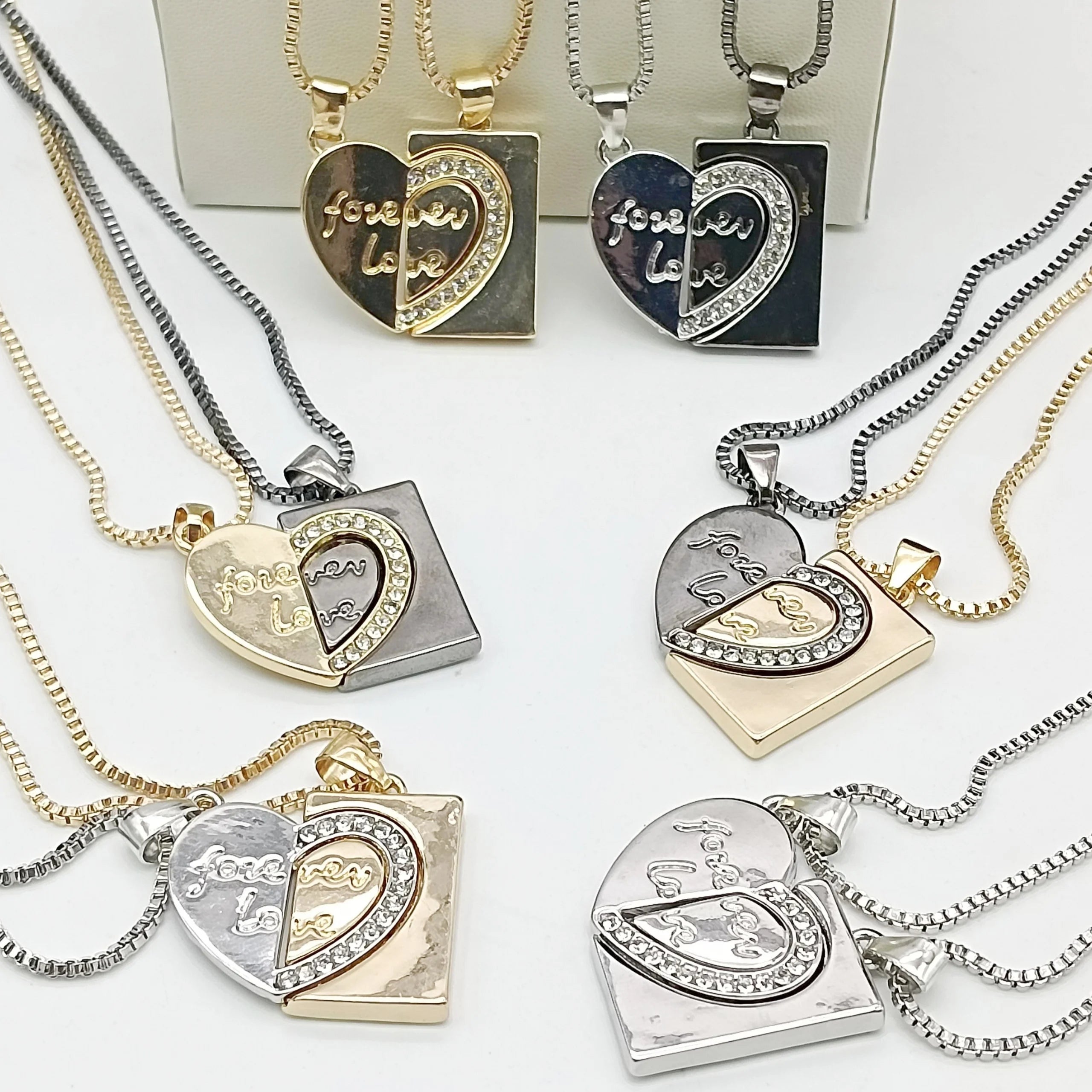 2026 Valentine's Day Fashion Jewelry Stainless Steel Forever Love Necklace 2pcs Heart Love Splicing Pendant for Couple Gift