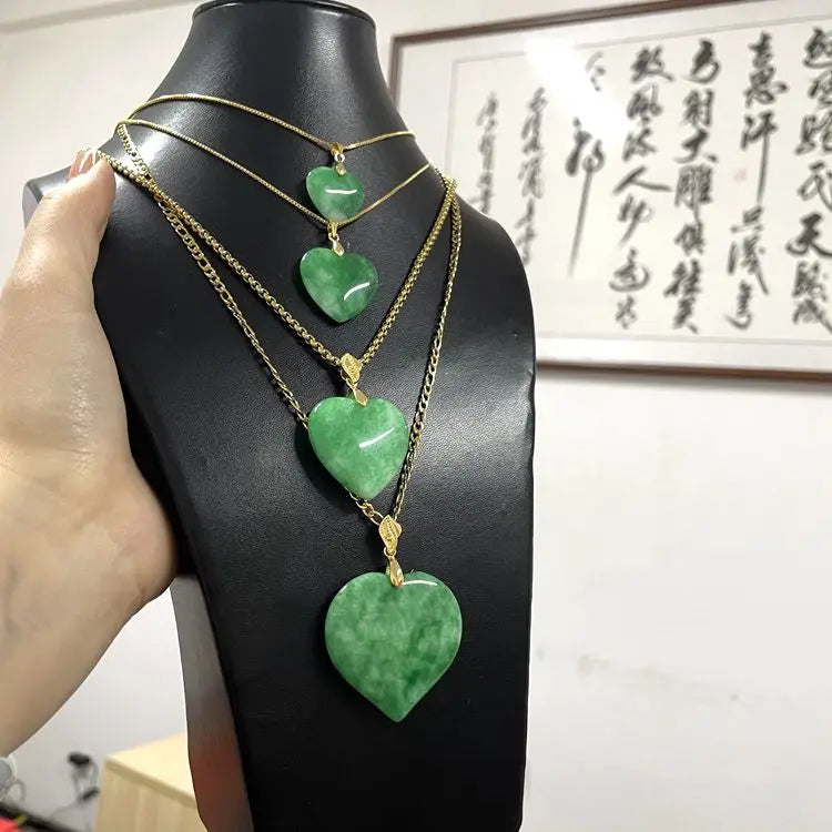 Charm Green Agate Stone Heart Pendant Jewelry Natural Jade Heart Necklace for Women Jade Pendant Necklaces