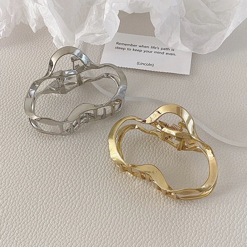 Summer Simple Luxury Gold Plated Hair Claw Clamp Middle Metal Geometric Hair Claw Clips for Woman Girls Daily Hair Accessories