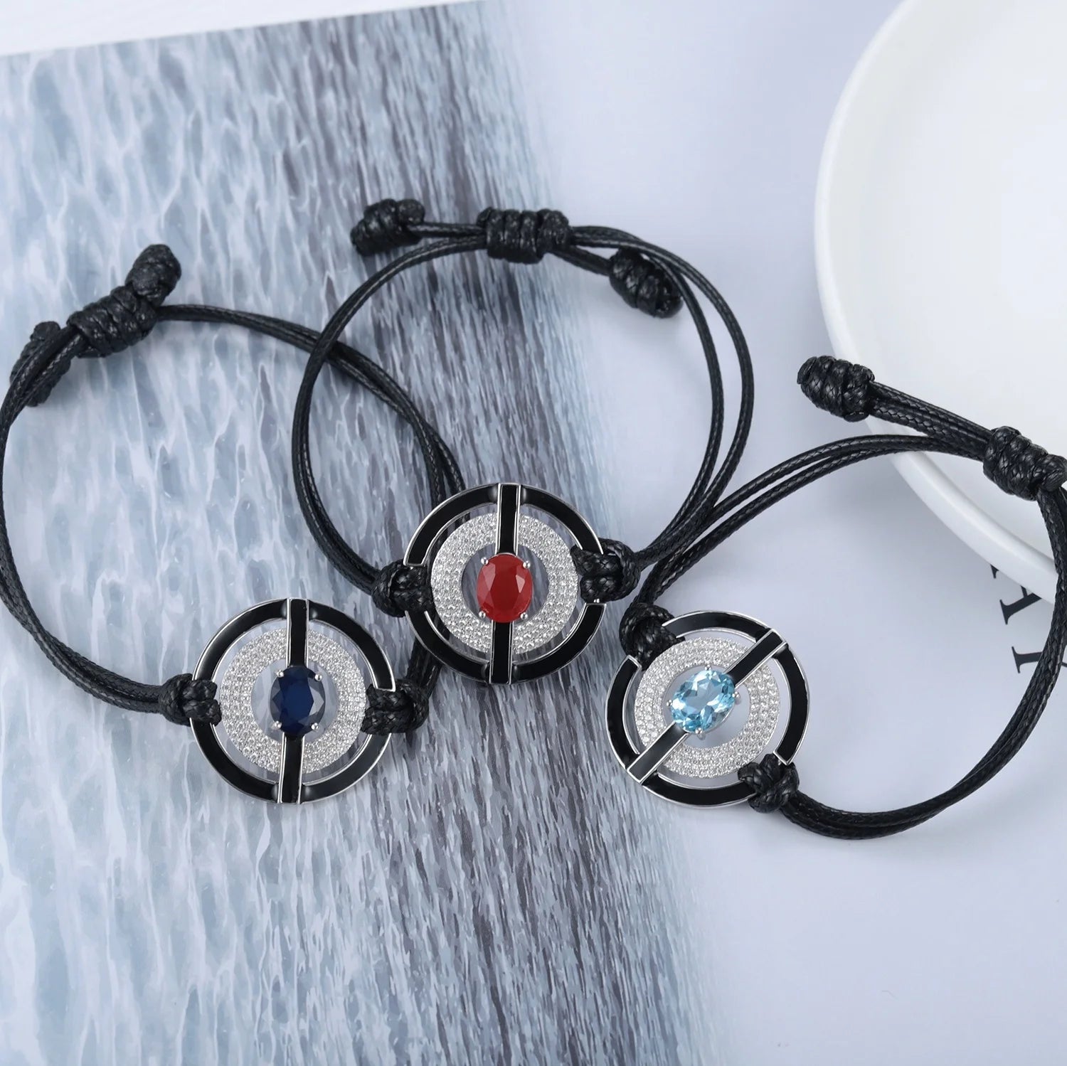 Abiding Fashion Simple Unisex Blue Topaz Diffusion Sapphire Gemstone 925 Silver Charm Knot Bracelet for Women and Men