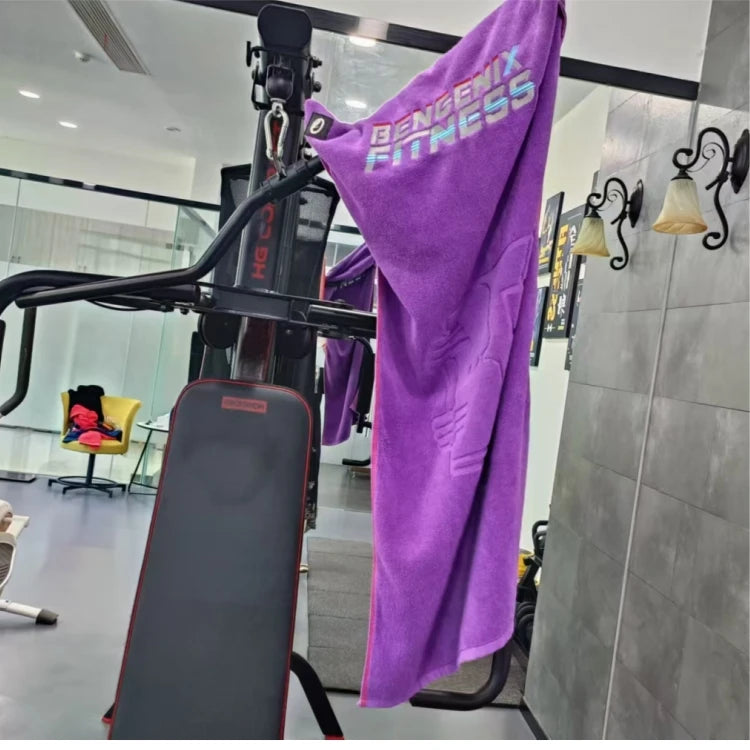 100% Cotton Terry Gym Towel with Zipper Pocket and Custom Embroidery logo