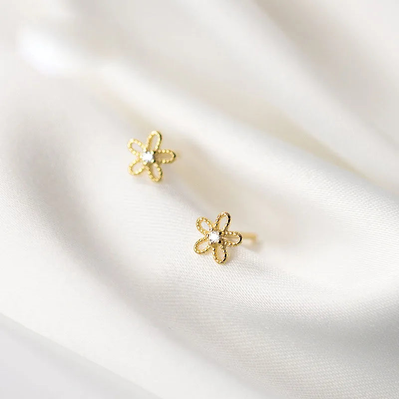 Fashion  925 Sterling Silver Mini Cute Flower Stud Earrings for Women Jewelry