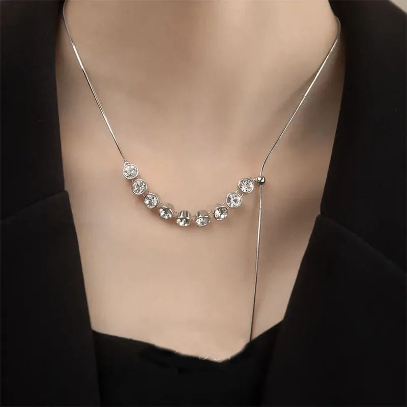 2022 New Necklace Silver Color Copper Alloy Tassel Niche Crystal Clavicle Chain Choker Necklace Women