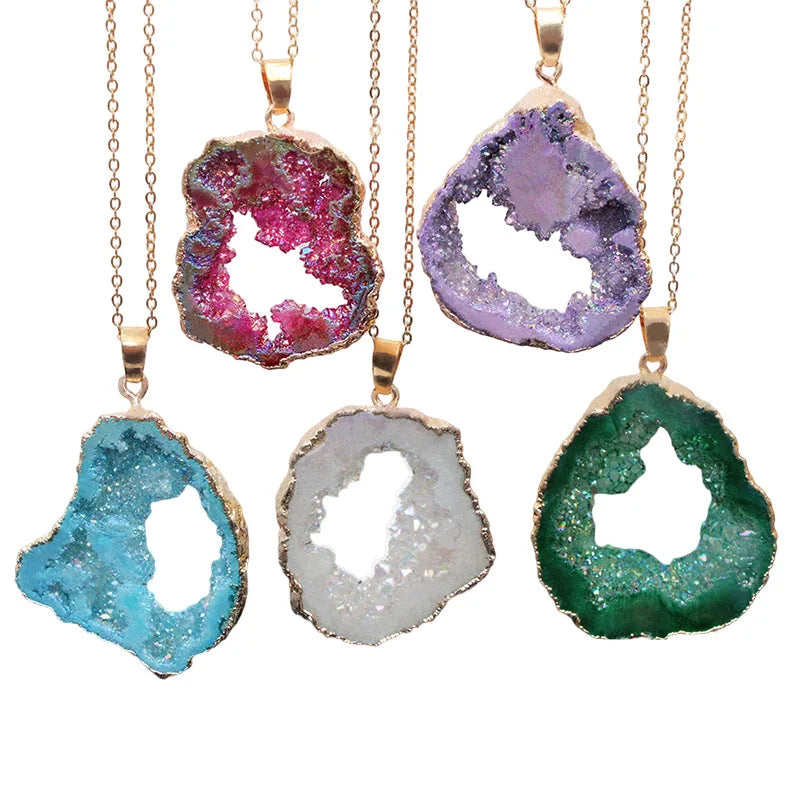 Wholesale Natural Crystal Agate Slice Pendant Price Natural Crystal Crafts Rough Unopened Geode Druzy White Gift for Friend