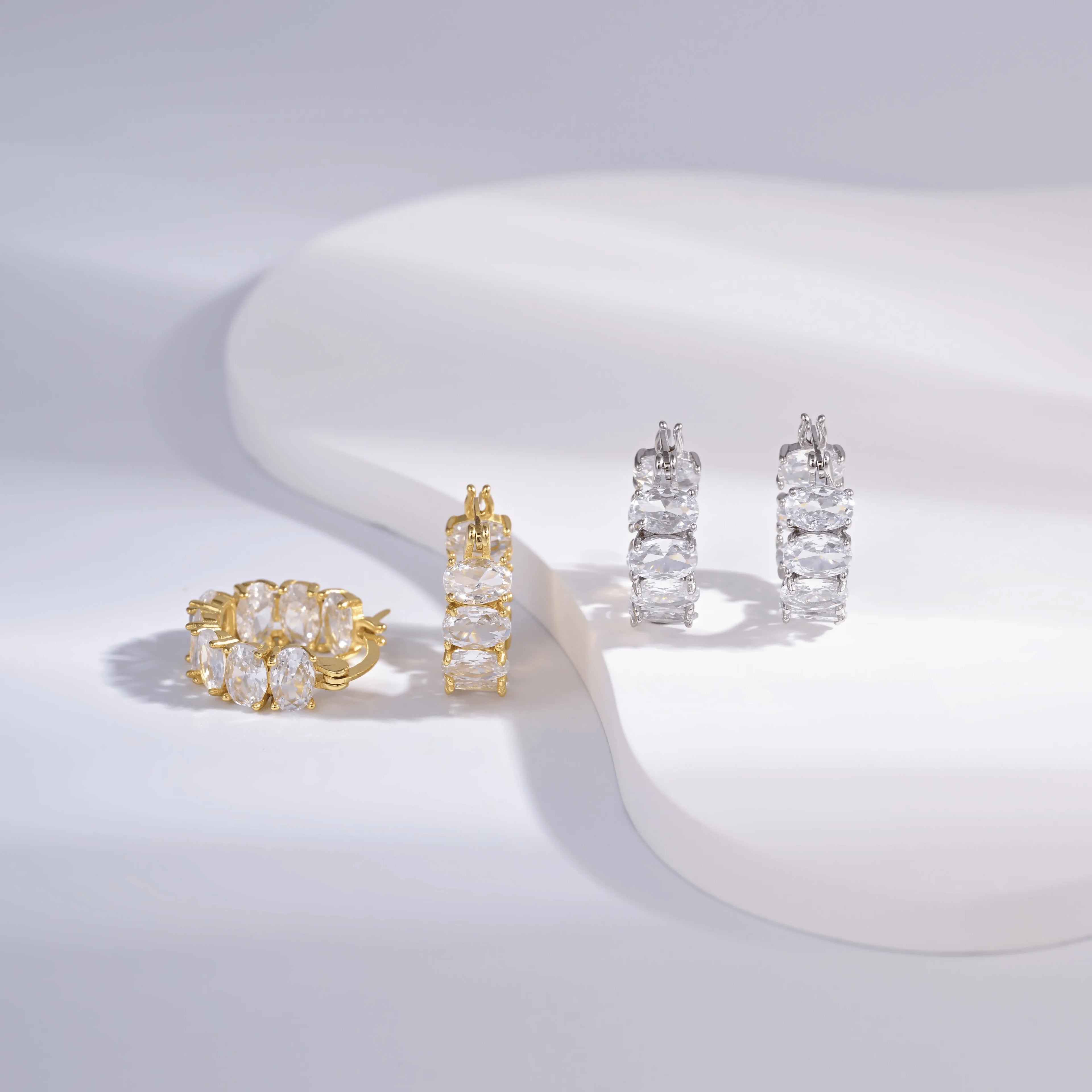 Wholesale Earrings Jewelry Gold Rhodium Plated Full Cubic Zirconia Round Huggie 925 Sterling Silver Fine Jewelry Earrings