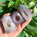 Wholesale Natural Hexagonal Single Pointed Crystal for Meditation Home Decor Agate Geode
