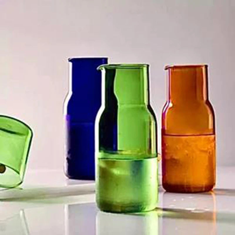 High Borosilicate Heat/Cold Resistant Food Grade Colored Glass 520ml Bedside Carafe and Tumbler Set with Lid Drinkware