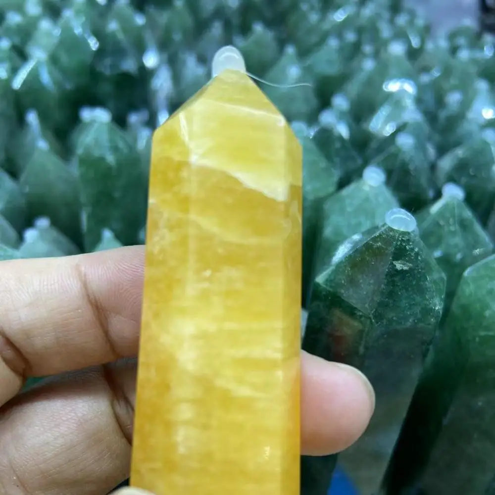 Wholesale Natural Quartz Point  Crystal Healing Stone Wand for Home Decoration