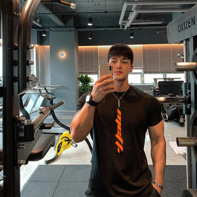 High Quality Men Clothes New Fashion Men's Fitness Short Sleeve Running Fitness T Shirt Sports Outdoor Gyms Slim Fitted Tops