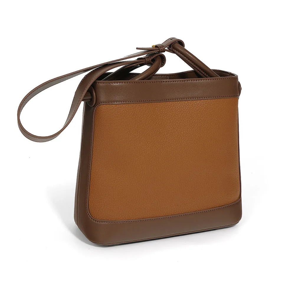Vintage Trendy Designer Real Leather Handbag for Women Luxury Portable Handbag Cover Closure Type Fashionable Women's Tote Bag