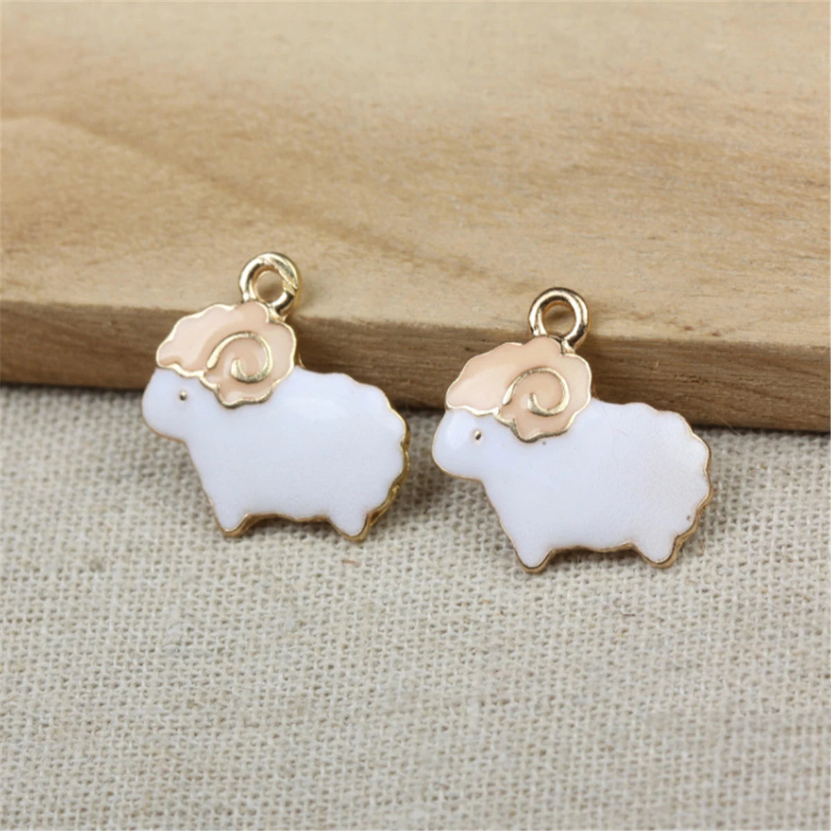 Cartoon White Enamel Sheep Charm Pendants for DIY Earring Bracelet Necklace Jewelry Findings