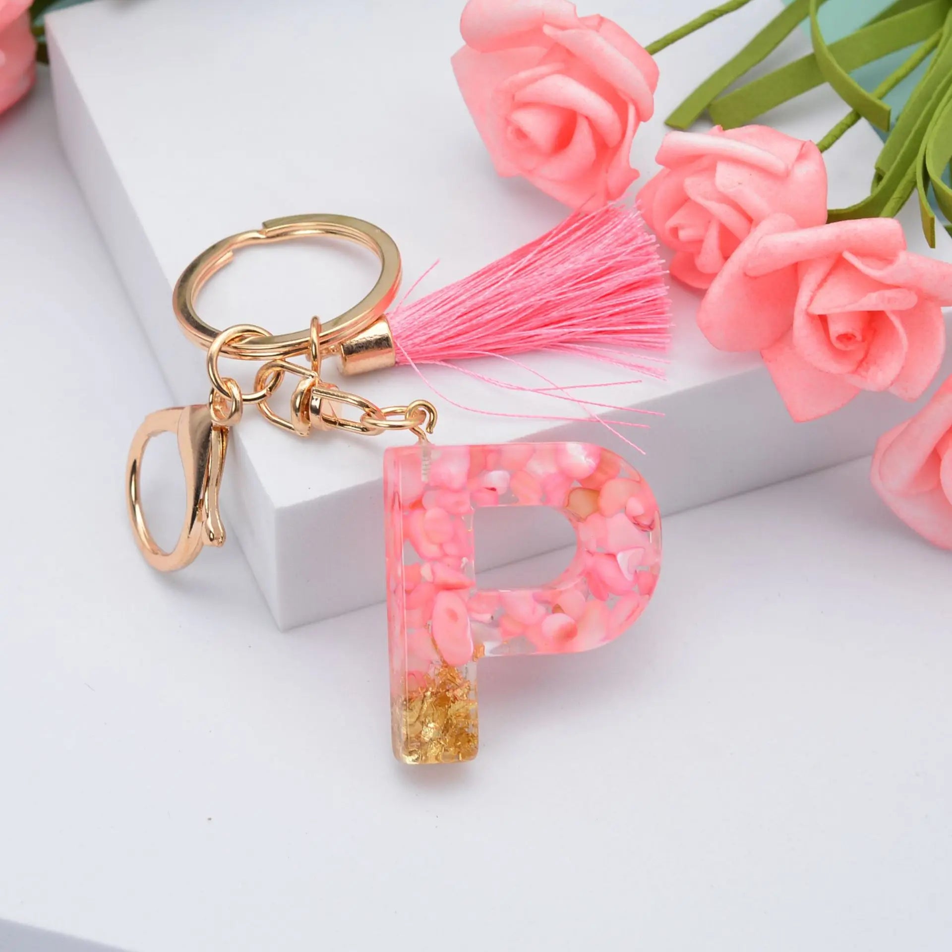 GT 2023 New Girl Resin English Letter Initial Keychain Car Pendant Name Keyring DIY 26 Alphabet Acrylic Charms for Women Girls