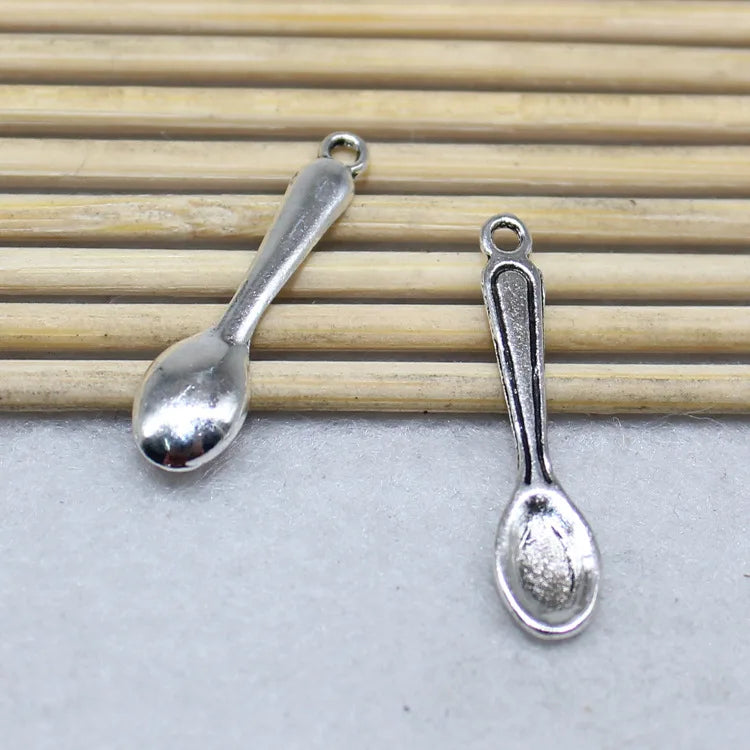23*6mm Antique Silver Color Spoon Charms Jewelry Creative Charm for Necklace DIY Jewelry Making