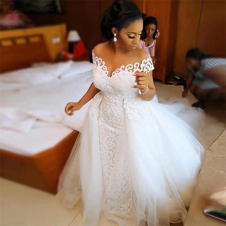 Luxury Wedding Dresses African Plus Size Wedding Gown New Lace Laciness Dismountable Long Train Wedding Dresses