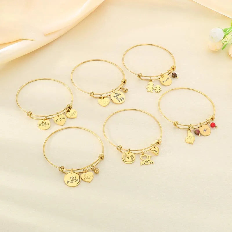 G3904 Wholesale Stainless Steel Mothers Day Gifts Bangles Heart Shape I Love You Mama Mom Charm Bracelet Bangles Fashion Jewelry
