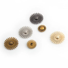 Nolvo World Fashion Pop Rivet Decoration Metal Custom Logo Punk Zinc Alloy Garment Clothing Sunflower Rivets for Handbags Shoes