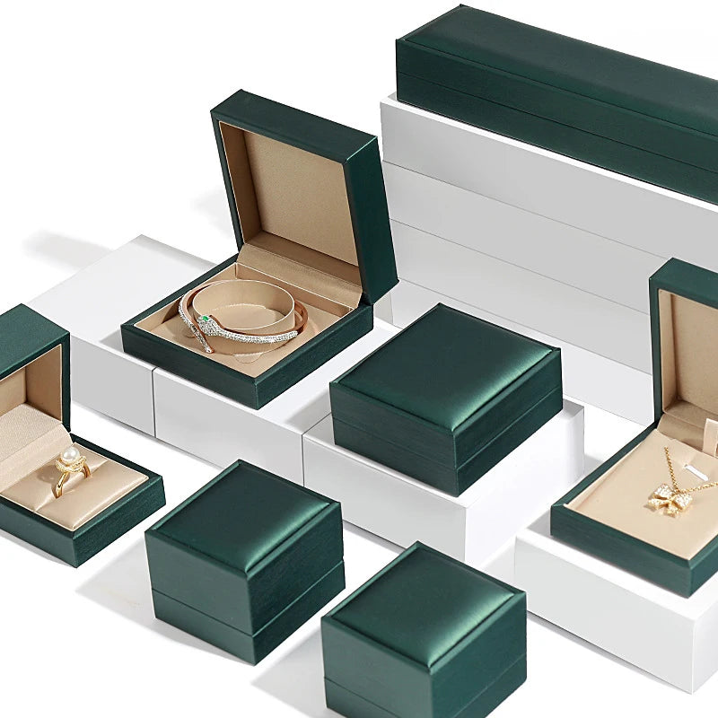 Custom Jewelry Box Pu Leather Gold logo Decorative Empty Jewelry Gift Boxes Rings Necklaces Pendant Storage case