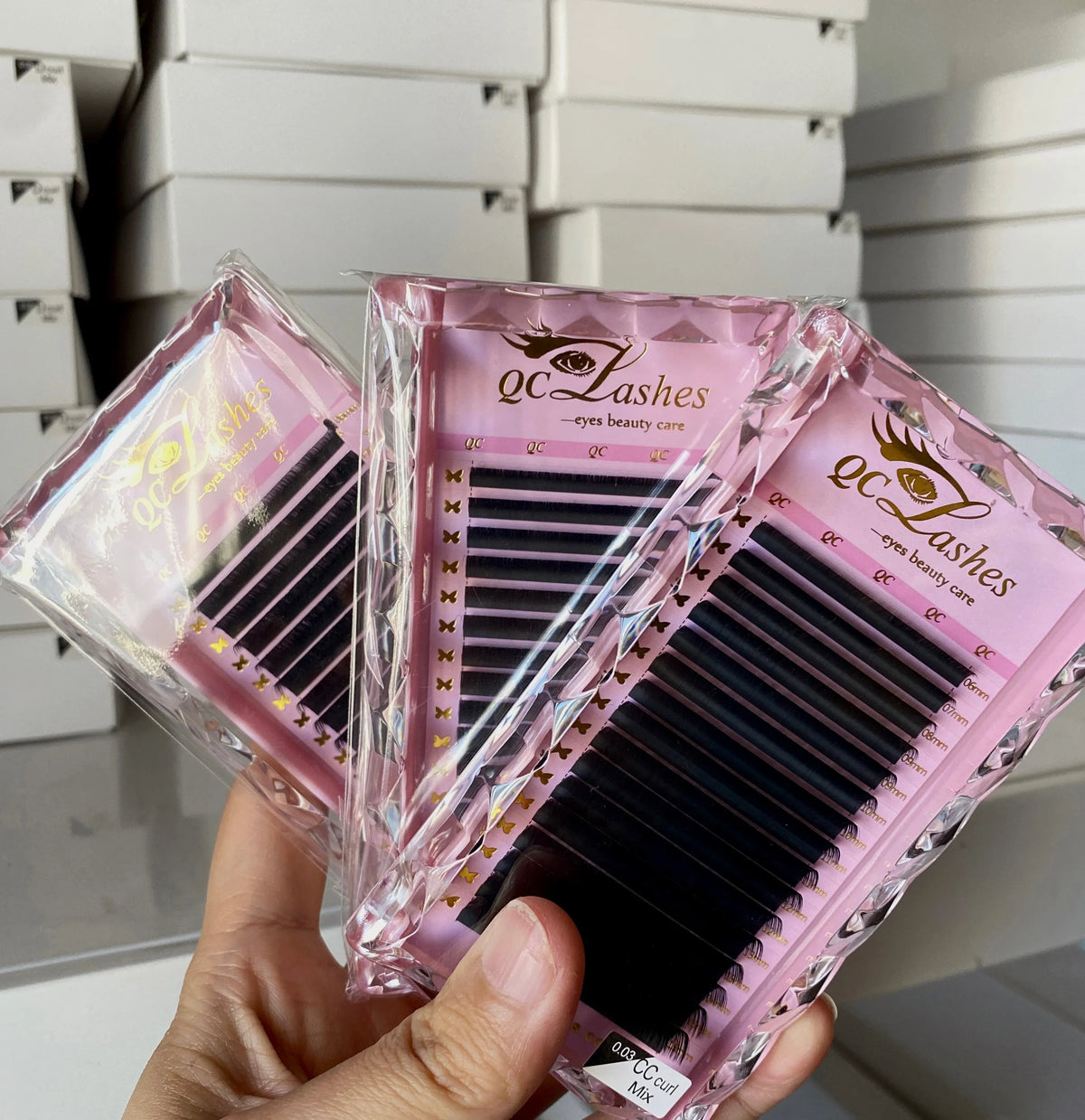 Custom logo Velvet Volume Lash Tray Soft Silk Eyelash Extension Fluffy Super Jet Black Cashmere Matte Lash Extensions Trays MegaBDM