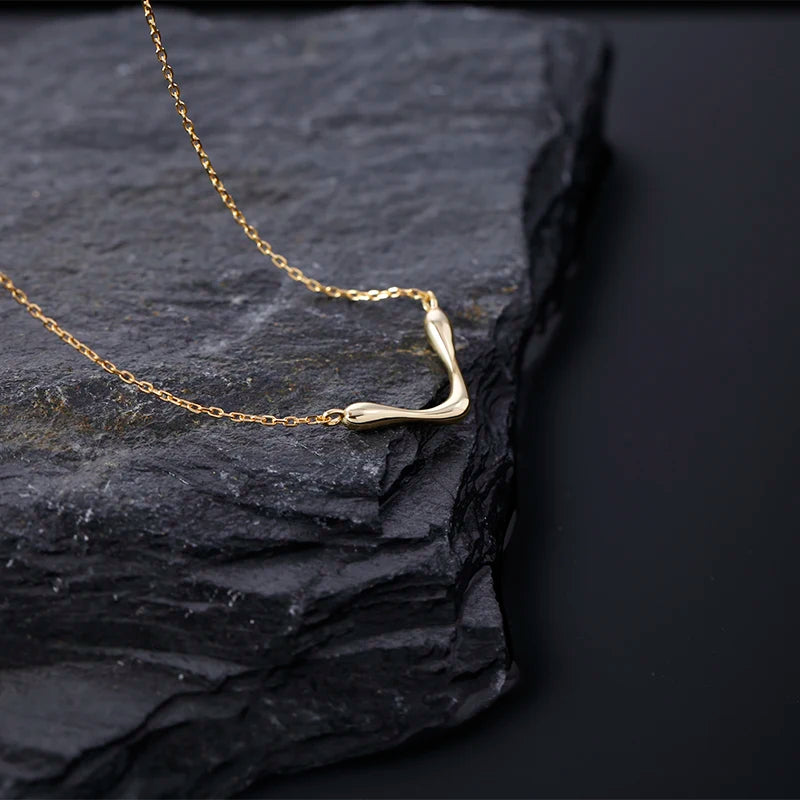Hot Sale Minimalist Jewelry 925 Sterling Silver V Shape Chain Necklace Pendant