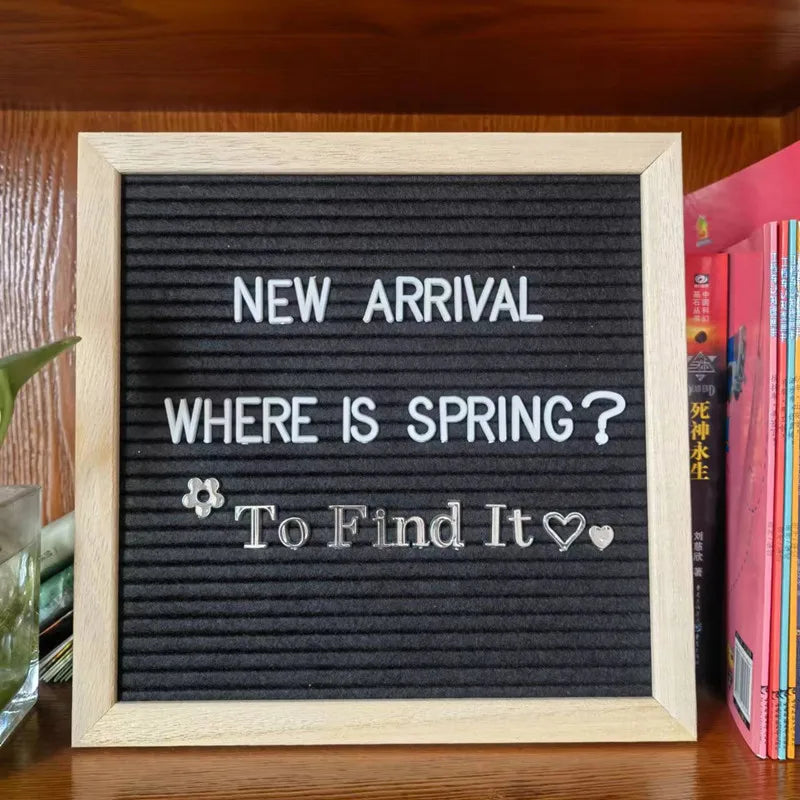 New Arrival Cheap 10X10inch Natural Wood Frame Felt Letter Board with 340 Plastic Letters
