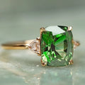 CAOSHI Hot Selling Gold Plated Women Jewelry Green Cubic Zirconia Crystal Engagement Four Claw Emerald Stone Ring