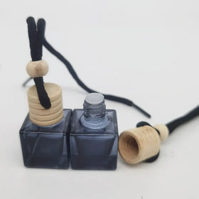 Promotional 5ml Black Square Polymer Clay Liquid Flavor in the Car Perfume Diffuser Glass Hanging Bottle with Wood Cap