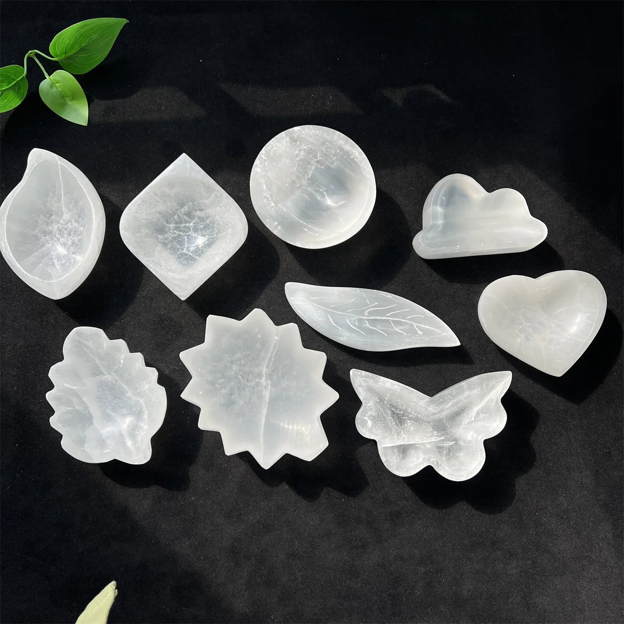 Natural Crystal Bowl  Healing Crystals and Stones Plaster Bowls Heart Clouds Leaf Selenite Bowl