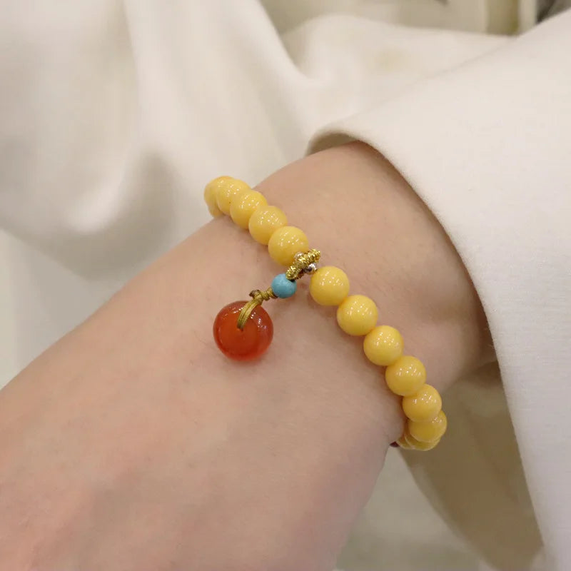 GT Women's Trendy Gold Plated Jewelry Natural Beeswax Beaded Bracelet with Red Agate Pendant Hetian Jade Gemstone Collection