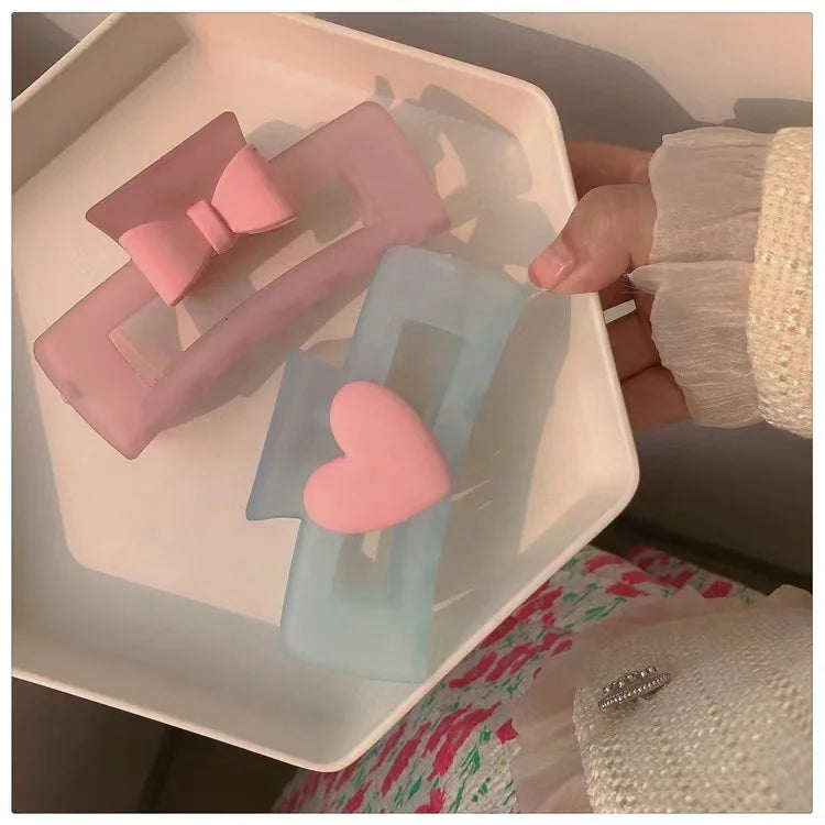 New Design Hair Accessories Candy Color Korean Sweet Heart Bow Plastic Hair Claw Clip for Women