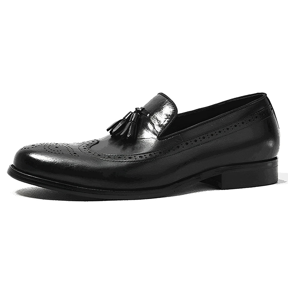 Handmade Men's Casual Slip-on Loafer Shoes Top Layer Soft Durable Leather Embroidered Logo Waterproof Upper for Autumn Season