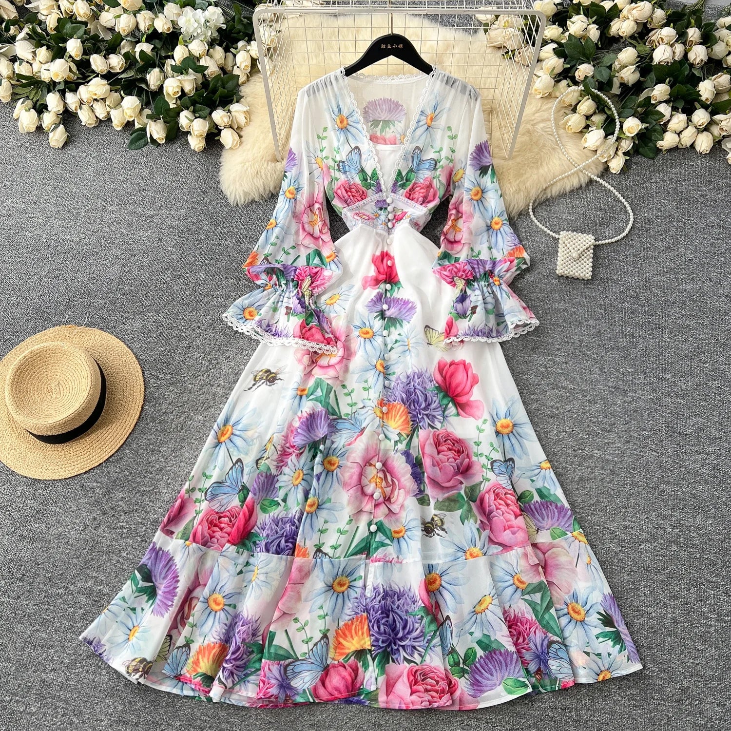 Europe AndTthe United States Niche Holiday Style V-neck Lace Patchwork Long Skirt Female Print Dress