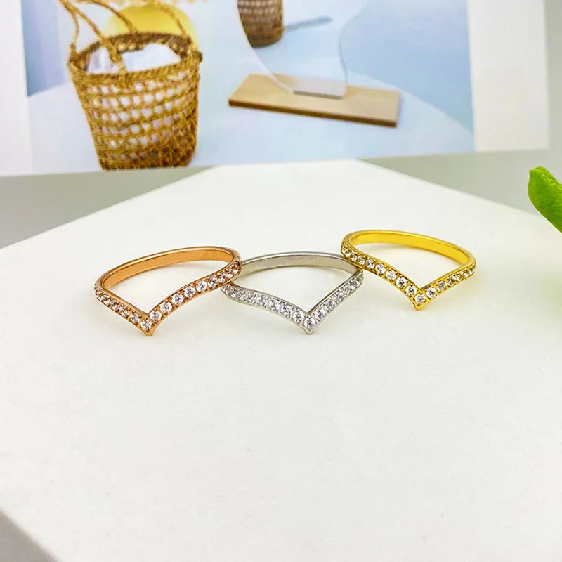 Stainless Steel 18k Gold Full Zircon V-shaped Heart Shaped Inlaid Zircon Stacking Ring