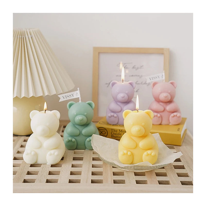 Bear Shape Candle Soy Wax Custom Scented Candle Cute Aromatherapy Ornament Gift for Home Office Wedding Party Decoration