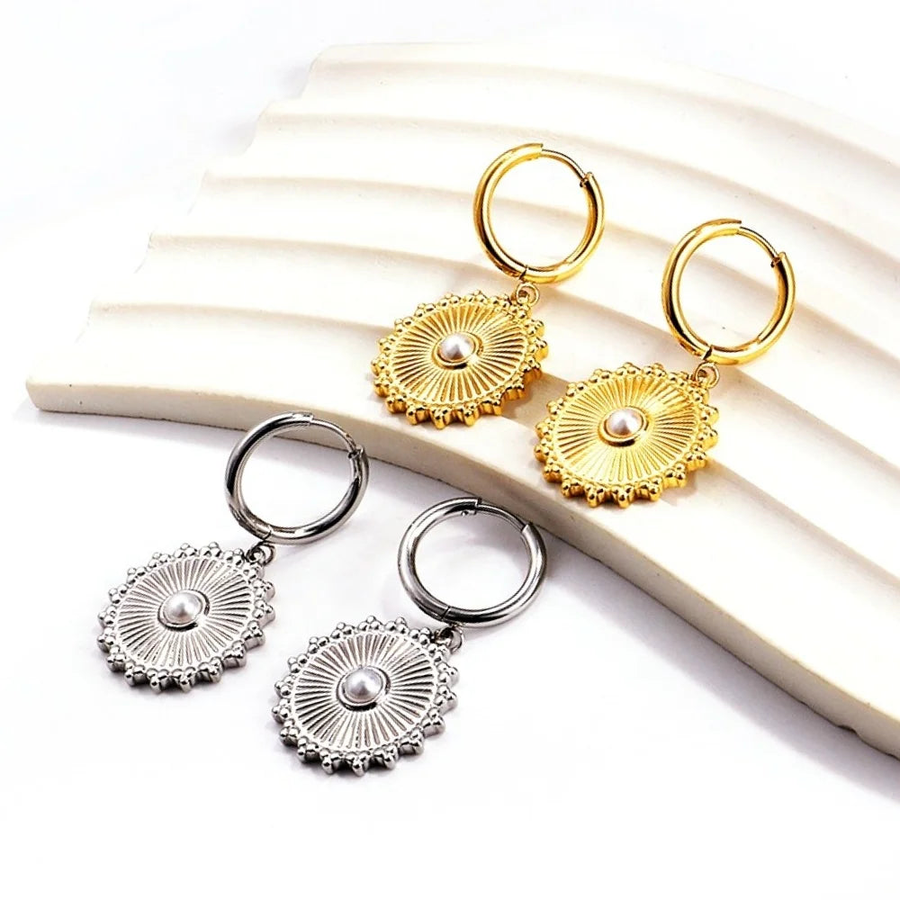 Wholesale Custom Women Girl Gift Round Lace Charm Earrings Gold Plated Stainless Steel Earrings White Pearl Inlay Hoop Earrings